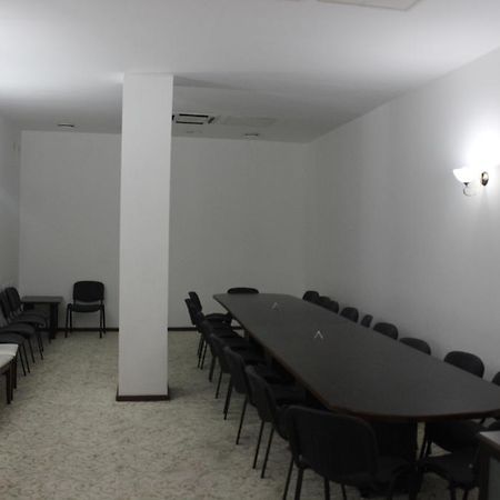 Отель Empire Кутаиси Экстерьер фото